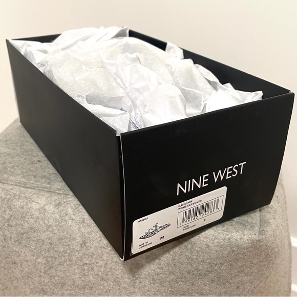 Nine West Black Strappy Sandals. Brand New, Never Worn, Still in original box - Picture 8 of 9
